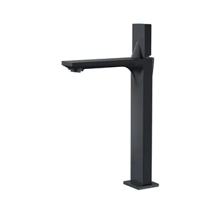 ברז אמבטיה גבוה טיפאני - שחור מט